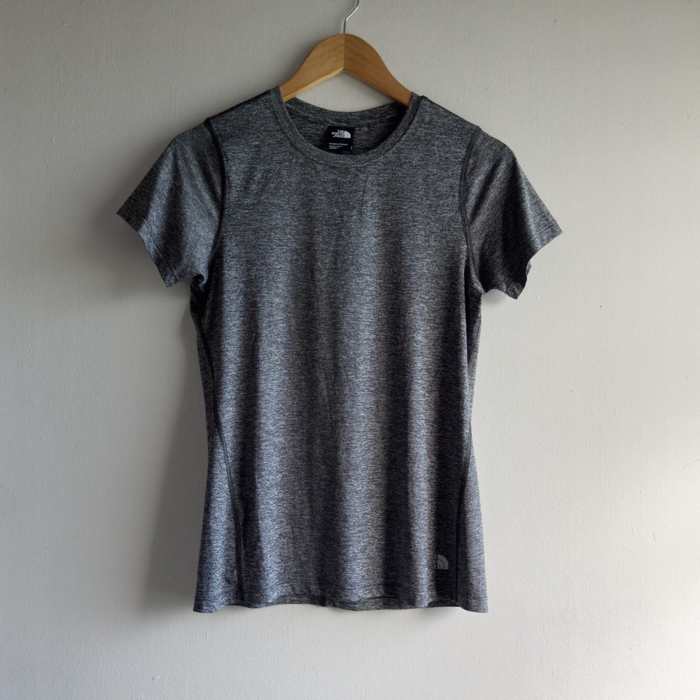 The North Face Heathered Gray Active T-Shirt Womens Small Athletic Gorpcore